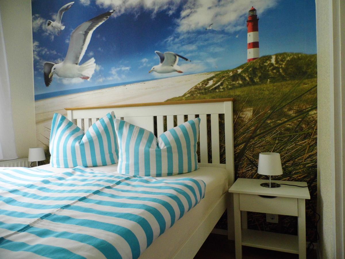 Ferienwohnung Seeblick Neppermin Zimmer foto